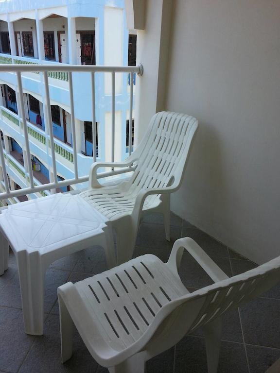 Safe House Hostel Patong Номер фото